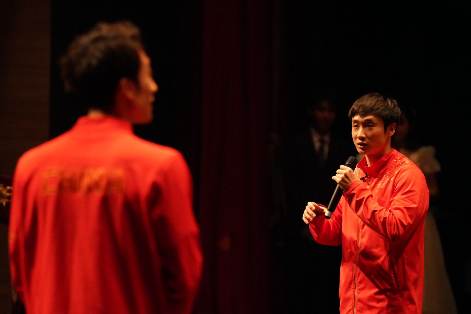 曹缘、练俊杰走进北京理工大开讲‘中华体育精