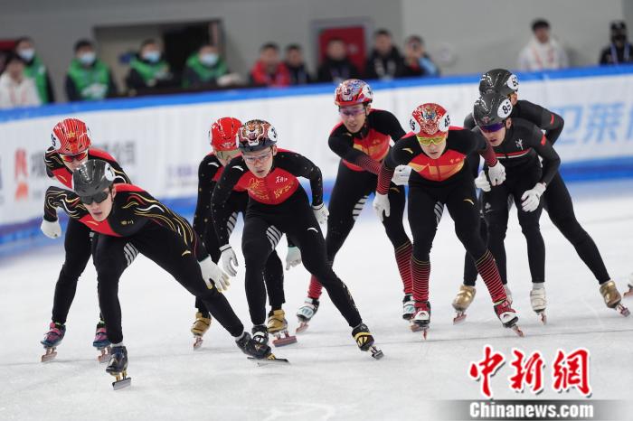 吉林队包揽短道速滑男子5000米A组金牌 孙龙成就