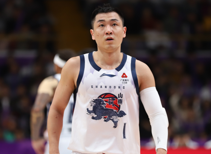 山东双杀新疆取三连胜 布伊首秀难阻主队大胜